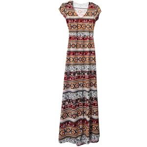Beautiful Olsenboye maxi dress w/ print slit in the front and back opening
